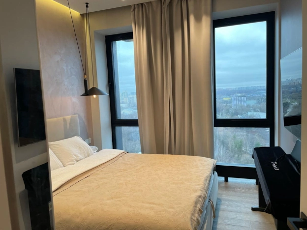 Купить квартиру на вторичке в Москве. Вариант № 26062, 0, площадь -  квм, цена 39800000 рублей