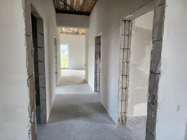 Купить дом в районе Заельцовский в Новосибирске. Вариант № 6622771, 28, площадь -  квм, цена 7500000 рублей