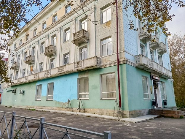 Купить помещения под гостиницу в Сегеже. Вариант № 5870798, 3, площадь -  квм, цена 65000000 рублей