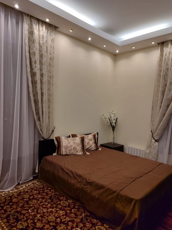 Купить трехкомнатную квартиру у метро Минская в Москве. Вариант № 21570, 6, площадь -  квм, цена 77349000 рублей