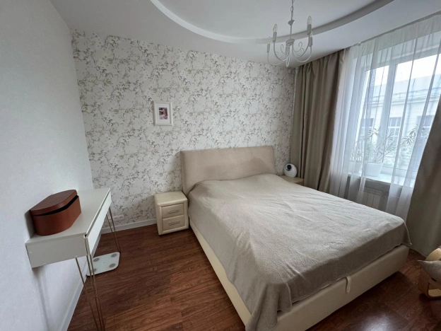 Купить трехкомнатную квартиру в Микрорайоне 29-й, Ангарск в Ангарске. Вариант № 1247243, 9, площадь -  квм, цена 7900000 рублей