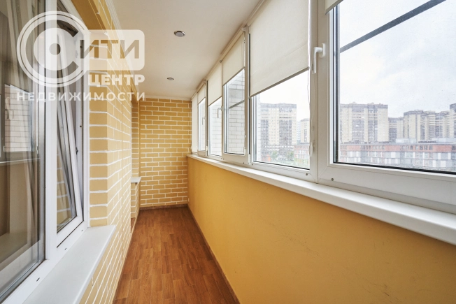 Купить квартиру на улице Олимпийский бульвар в Воронеже. Вариант № 27893, 20, площадь -  квм, цена 10150000 рублей