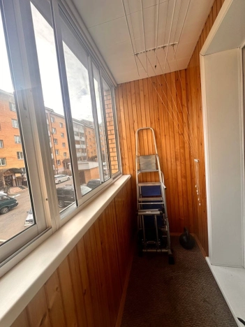 Купить квартиру на улице Комарова в Улан-Удэ. Вариант № 8535062, 43, площадь -  квм, цена 17500000 рублей