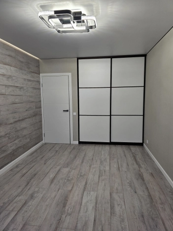 Купить квартиру на улице Сергея Лазо в Коврове. Вариант № 34822, 19, площадь -  квм, цена 5500000 рублей