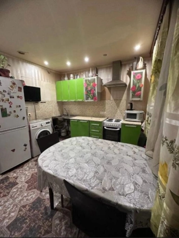 Купить квартиру в Москве. Вариант № 10438129, 6, площадь -  квм, цена 26000000 рублей