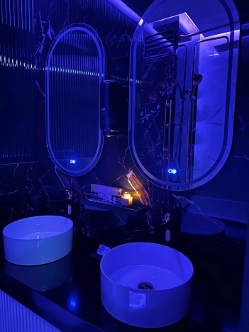 Купить квартиру в Москве. Вариант № 9200335, 20, площадь -  квм, цена 65000000 рублей