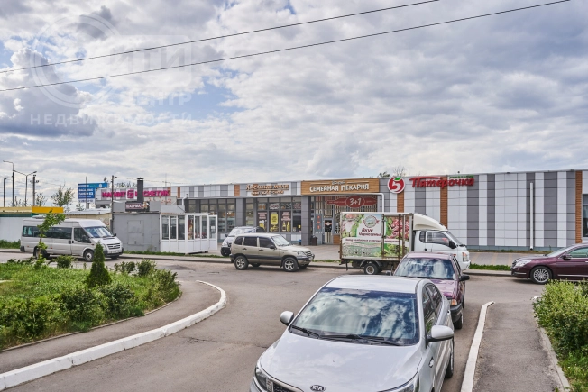 Купить квартиру на вторичке на улице 70 лет Победы в Воронежской области. Вариант № 42926, 13, площадь -  квм, цена 3520000 рублей