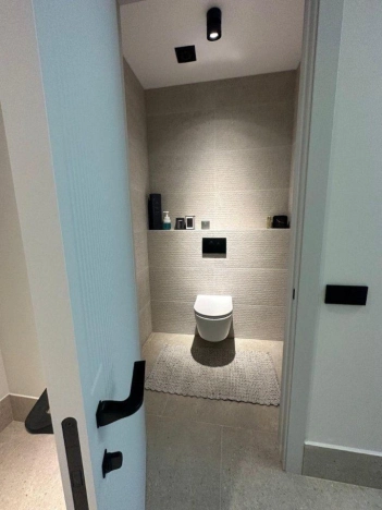 Купить квартиру в Москве. Вариант № 9238134, 4, площадь - квм, цена 50000000 рублей