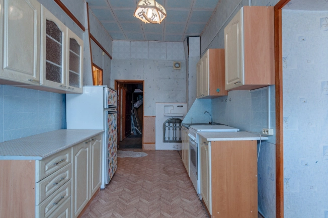 Купить квартиру в Вологодской области. Вариант № 1161265, 5, площадь -  квм, цена 1300000 рублей