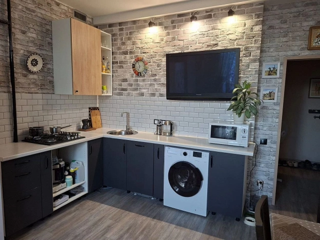 Купить трехкомнатную квартиру в Воскресенске. Вариант № 6261910, 18, площадь -  квм, цена 8800000 рублей