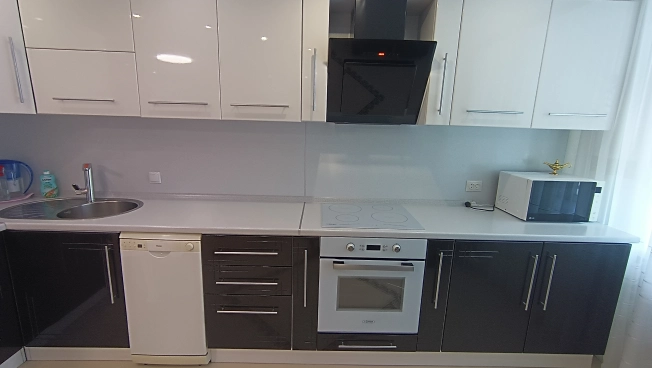 Снять квартиру в Тобольске. Вариант № 1732547, 3, площадь -  квм, цена 70000 рублей