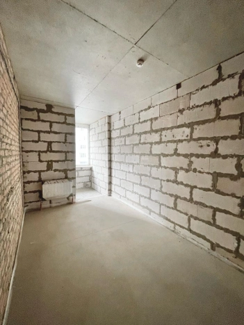 Купить однокомнатную квартиру в Ростовской области. Вариант № 9337789, 4, площадь -  квм, цена 5100000 рублей