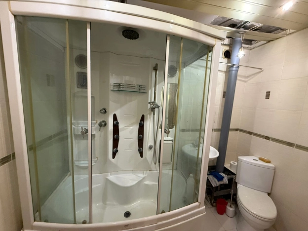 Купить двухкомнатную квартиру в Микрорайоне 15-й, Ангарск в Ангарске. Вариант № 49777, 7, площадь -  квм, цена 4500000 рублей