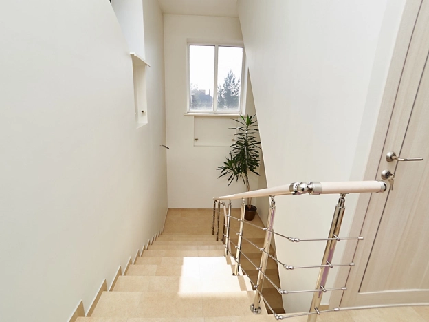 Купить дом на улице Набережная в Тюменской области. Вариант № 33079, 17, площадь -  квм, цена 50000000 рублей