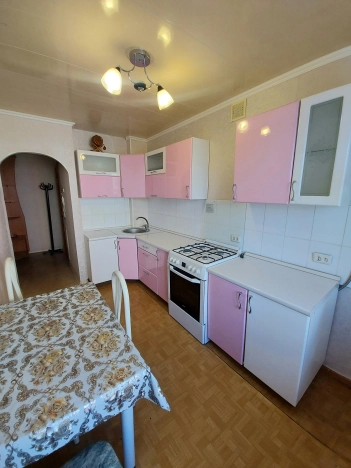 Купить трехкомнатную квартиру на улице Молодёжная в Республике Татарстан (татарстан). Вариант № 13176, 2, площадь -  квм, цена 5387000 рублей