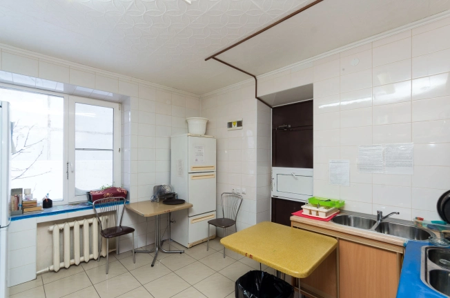 Купить коммерческую недвижимость в Тобольске. Вариант № 4512, 14, площадь -  квм, цена 50000000 рублей