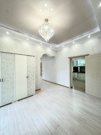 Купить дом в Южно-Сахалинске. Вариант № 2460458, 1, площадь -  квм, цена 24700000 рублей