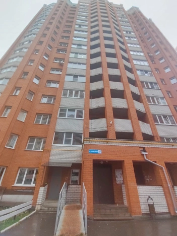 Купить квартиру на улице Нижняя Дуброва в Владимире. Вариант № 8174073, 14, площадь -  квм, цена 4950000 рублей