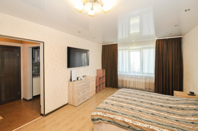 Купить однокомнатную квартиру в районе Советский в Новосибирске. Вариант № 3467173, 7, площадь -  квм, цена 4950000 рублей