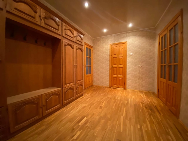 Купить дом в Калуге. Вариант № 2171977, 3, площадь -  квм, цена 12500000 рублей