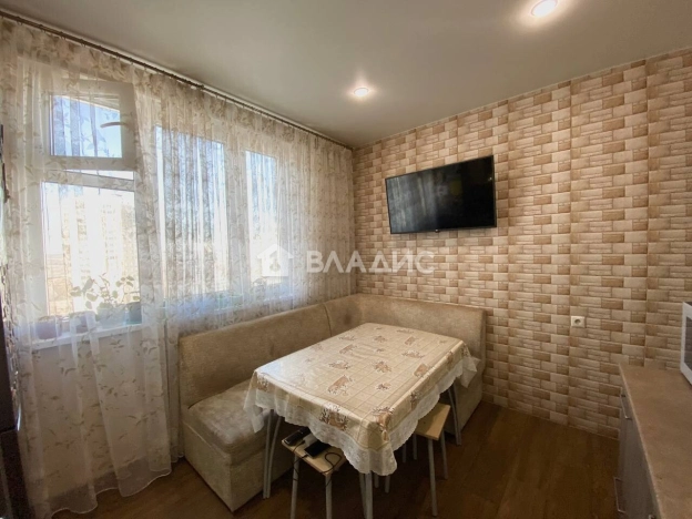 Купить четырехкомнатную квартиру на вторичке в Московской области. Вариант № 890335, 1, площадь - квм, цена 20000000 рублей