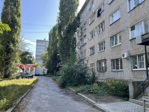 Купить однокомнатную квартиру в районе Советский в Воронеже. Вариант № 5469056, 35, площадь -  квм, цена 2300000 рублей