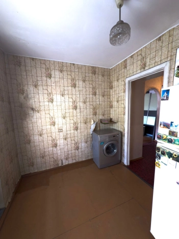 Купить однокомнатную квартиру в Приморском крае. Вариант № 7631395, 3, площадь -  квм, цена 1980000 рублей