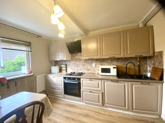 Купить четырехкомнатную квартиру в Калининграде. Вариант № 51662, 11, площадь -  квм, цена 10000000 рублей