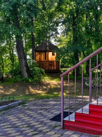 Купить дом на улице Георгия Маляревского в Тобольске. Вариант № 42075, 8, площадь -  квм, цена 10500000 рублей