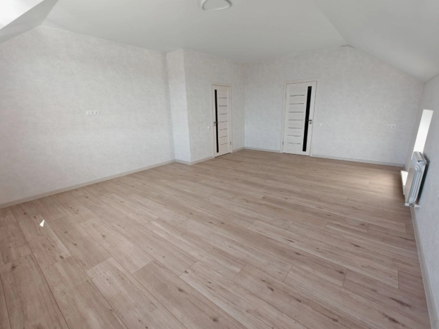 . Вариант № 8780263, 27, площадь - 200 квм, цена 11999000 рублей