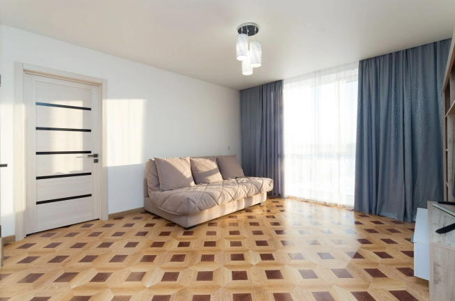 Купить дом на улице Карла Маркса в Тюменской области. Вариант № 1235, 12, площадь -  квм, цена 10000000 рублей