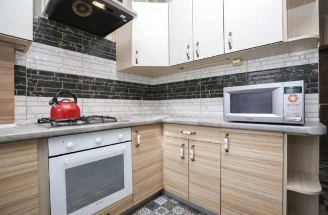 Снять квартиру на улице Лукашова в Калининграде. Вариант № 7736360, 7, площадь -  квм, цена 30000 рублей