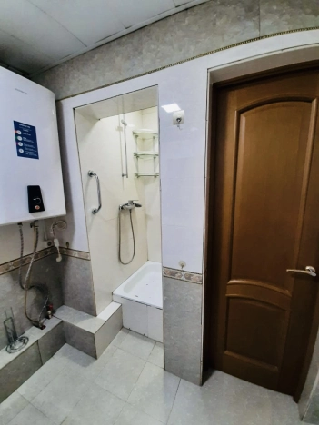 Купить трехкомнатную квартиру в Приморском крае. Вариант № 1418125, 5, площадь -  квм, цена 5950000 рублей