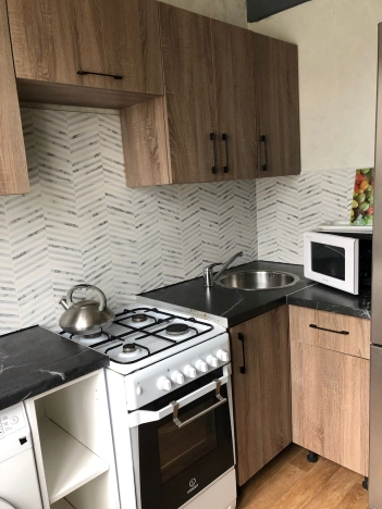 . Вариант № 6915015, 5, площадь - 33 квм, цена 22000 рублей