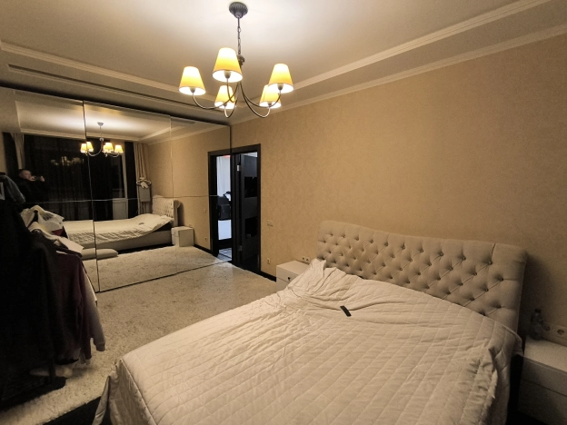 Купить квартиру на улице Есенина в Белгороде. Вариант № 40510, 3, площадь -  квм, цена 6100000 рублей