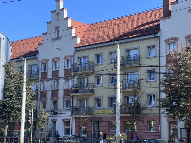 Купить трехкомнатную квартиру на улице Ленинский проспект в Калининграде. Вариант № 3824611, 1, площадь - квм, цена 6500000 рублей