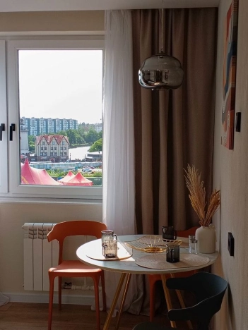 Купить двухкомнатную квартиру на улице Виктора Гакуна в Калининграде. Вариант № 58258, 6, площадь -  квм, цена 9300000 рублей