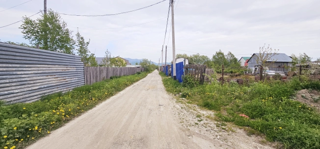 Купить земельный участок на улице Берёзовый переулок в Южно-Сахалинске. Вариант № 48147, 5, площадь - квм, цена 1950000 рублей