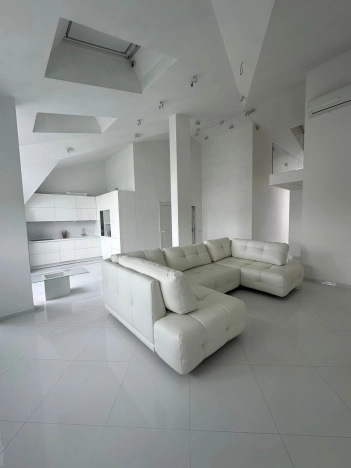 Купить квартиру на улице Парковая в Московской области. Вариант № 49211, 7, площадь -  квм, цена 17000000 рублей