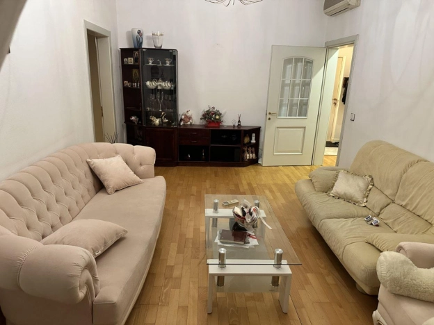 Купить двухкомнатную квартиру на улице Челюскинская в Москве. Вариант № 10775897, 0, площадь - квм, цена 50000000 рублей