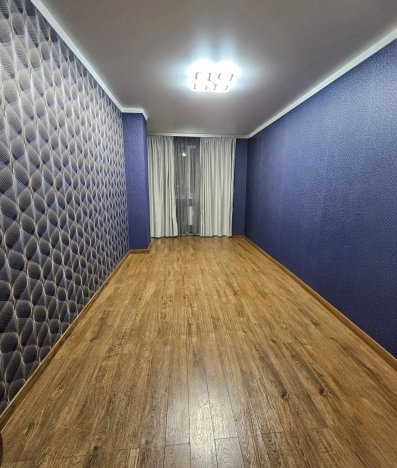 Купить трехкомнатную квартиру в Ростовской области. Вариант № 10396641, 7, площадь -  квм, цена 16450000 рублей