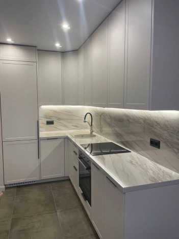 Купить двухкомнатную квартиру в Красногорске. Вариант № 9990084, 3, площадь -  квм, цена 12700000 рублей