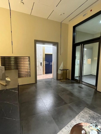 Купить квартиру в Москве. Вариант № 8096861, 26, площадь -  квм, цена 23990000 рублей