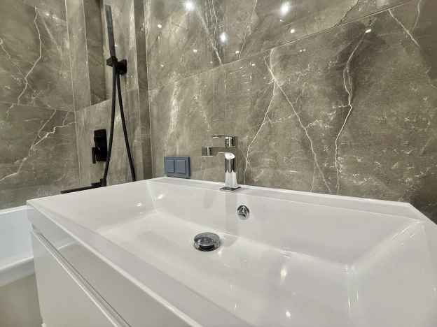 Купить квартиру в районе Красноармейский в Волгограде. Вариант № 5562849, 33, площадь -  квм, цена 7000000 рублей