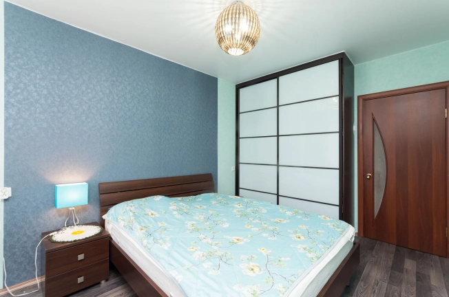 . Вариант № 9956, 4, площадь - 90 квм, цена 8000000 рублей