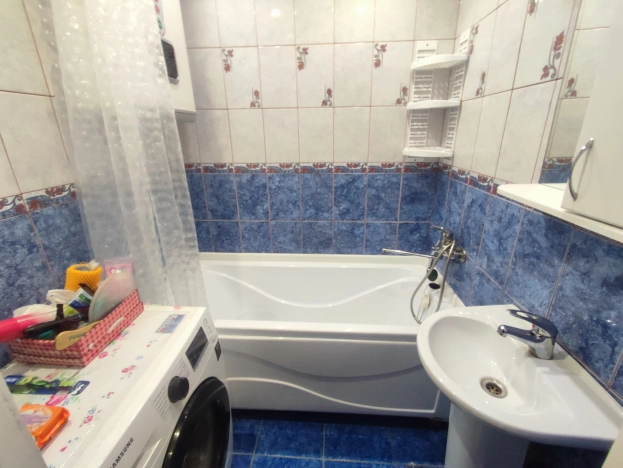 Купить трехкомнатную квартиру на улице Молодёжная в Владимирской области. Вариант № 9541, 16, площадь -  квм, цена 1950000 рублей