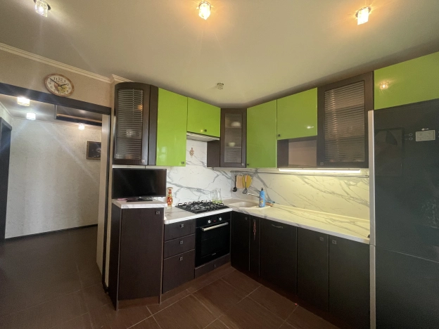 Купить трехкомнатную квартиру в Лакинске. Вариант № 668497, 4, площадь -  квм, цена 5665000 рублей