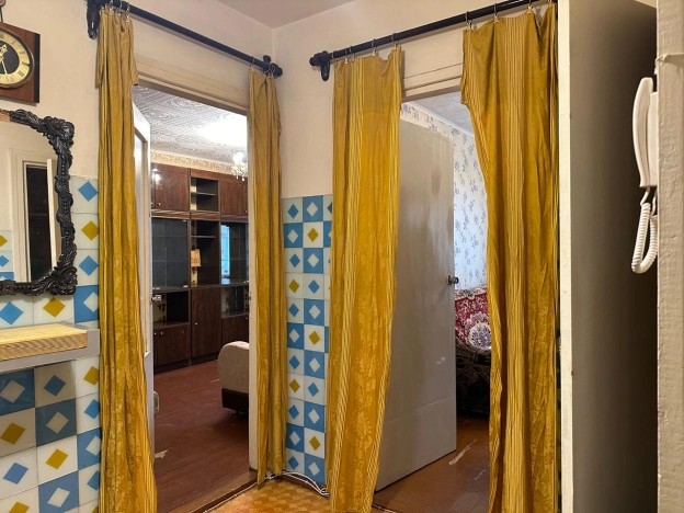 Купить трехкомнатную квартиру в Сыктывкаре. Вариант № 23161, 8, площадь -  квм, цена 4000000 рублей