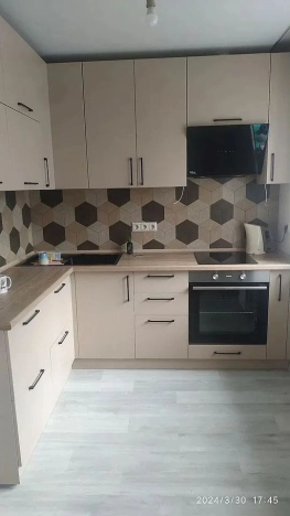 Купить квартиру в Кемерове. Вариант № 9996274, 8, площадь -  квм, цена 6180000 рублей