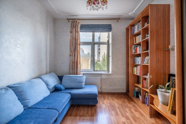 Купить квартиру у метро Студенческая в Москве. Вариант № 9795, 7, площадь - квм, цена 37000000.0000 рублей
